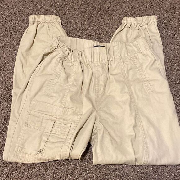 NWOT Forever 21 fan cargo pants size medium - Picture 1 of 5